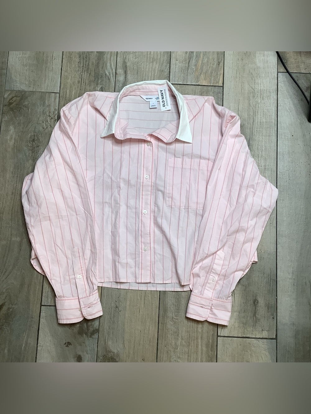 Old Navy long sleep crop top button down pink